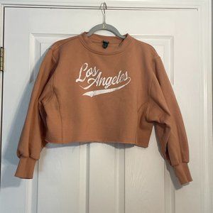 Wild Fable Women's Los Angeles Peach Tan Long Sleeve Cropped Sweatshirt Medium